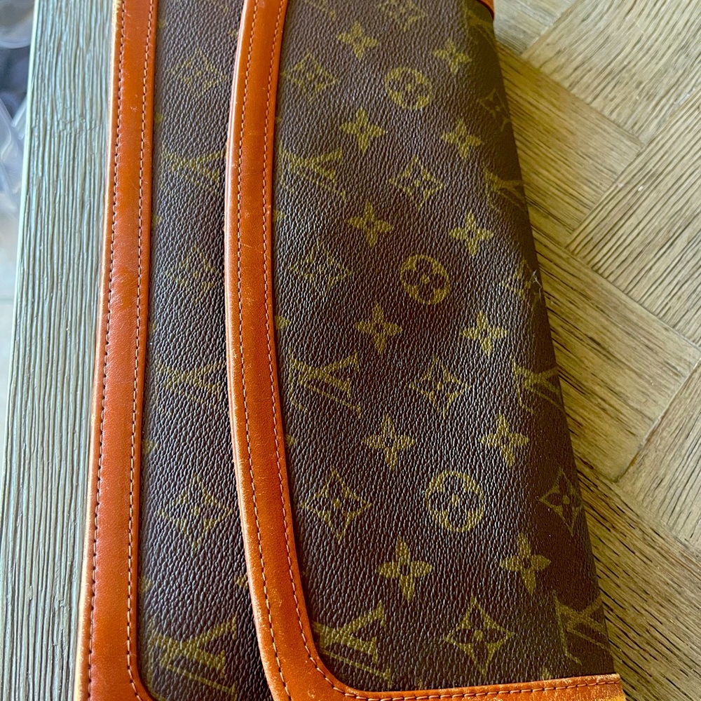 Louis Vuitton authentic clutch